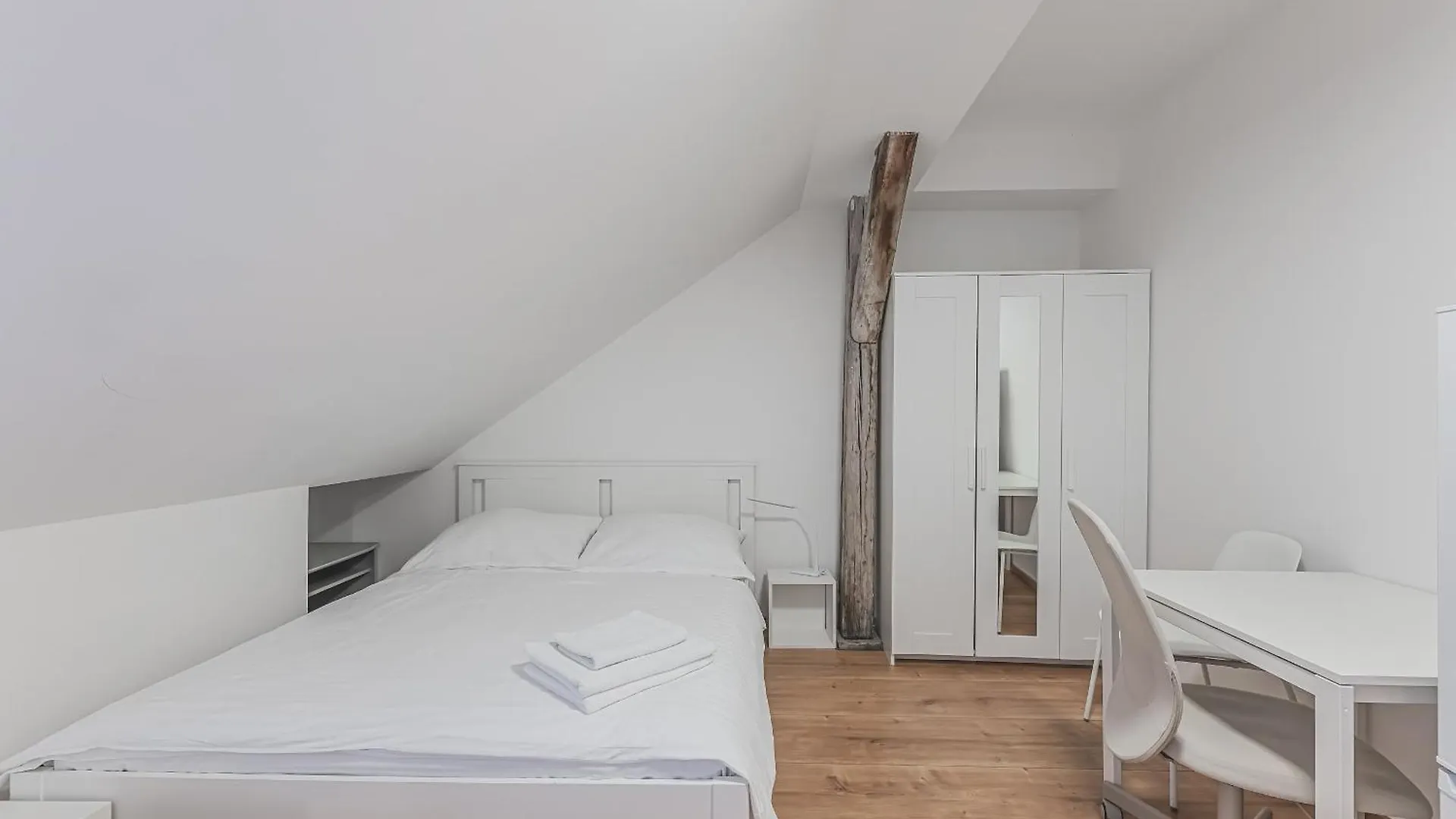 Flat Near Prague Castle Stylish & Prime Location 1 Apartamento